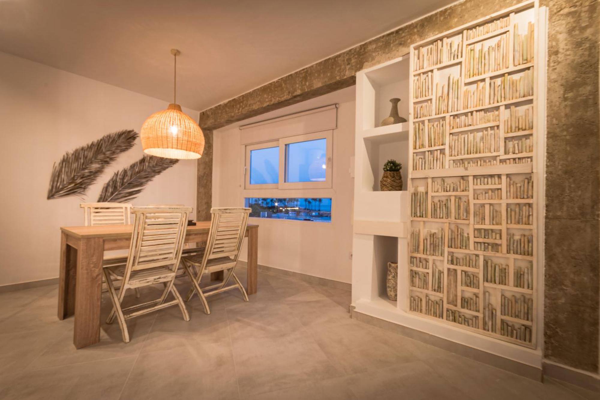 K-Moon By Nuka Homes Platja de Larenal Экстерьер фото